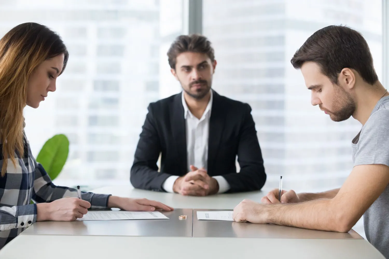 How EH Mediation Guides Couples Toward Fair and Balanced Outcomes Wickford